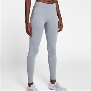Nike Pro Hyperwarm Leggings